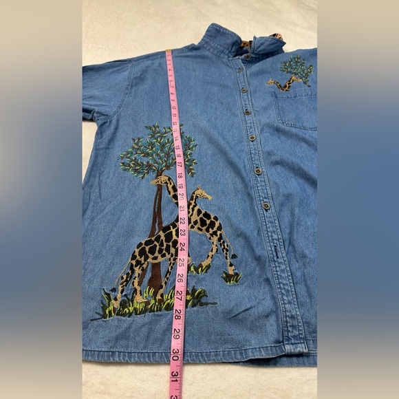 Vintage Giraffe Denim Shirt Women’s Size 2X Blue Safari Embroidered Medium Wash - Picture 9 of 16